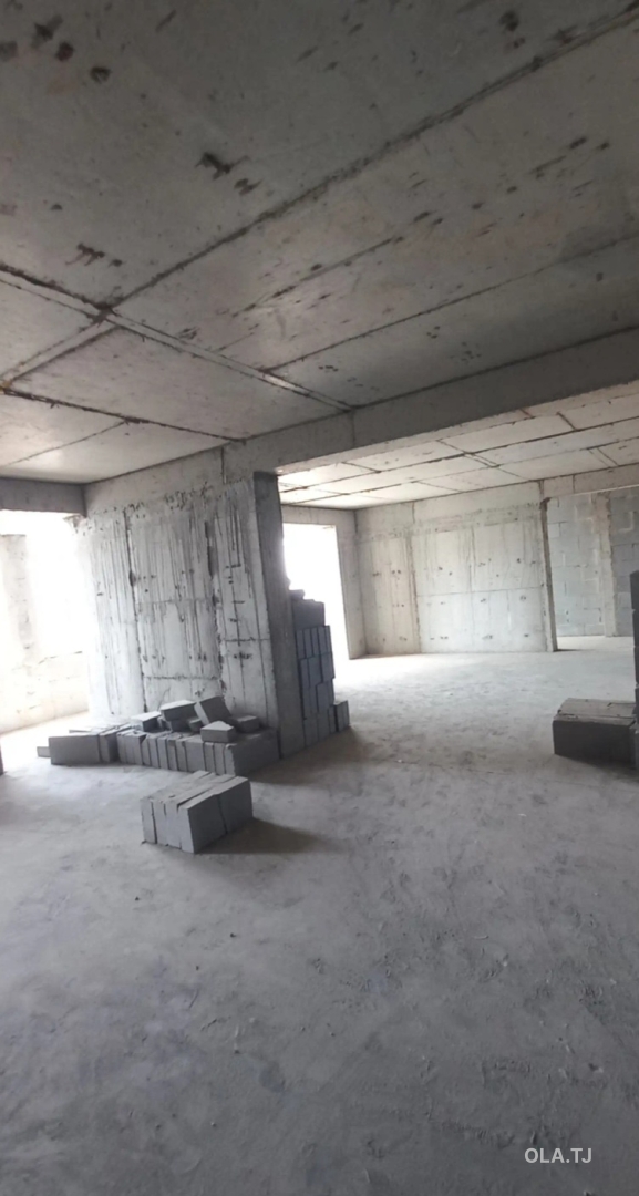 3 комнатная квартира, 18 этаж, 132 м²