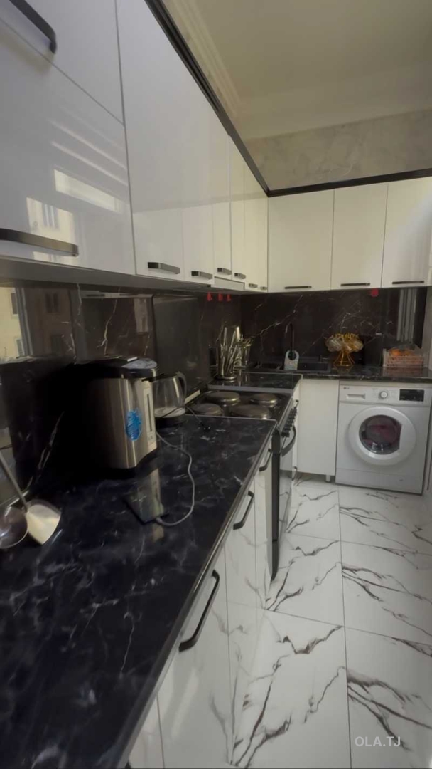 3 комнатная квартира, 11 этаж, 80 м²