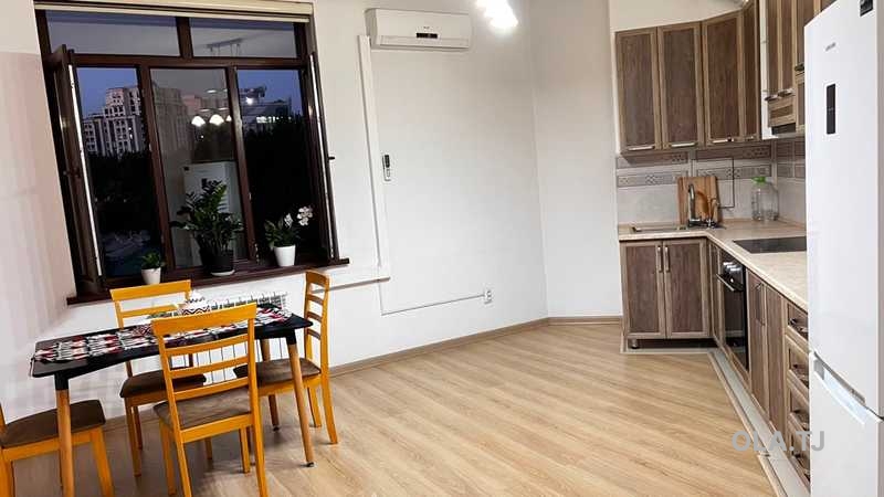 3 комнатная квартира, 4 этаж, 130 м²