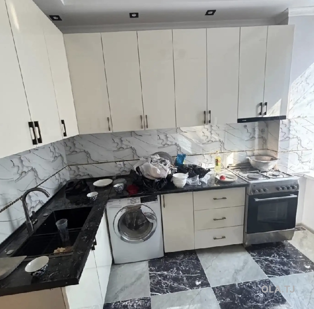 3 комнатная квартира, 10 этаж, 75 м²