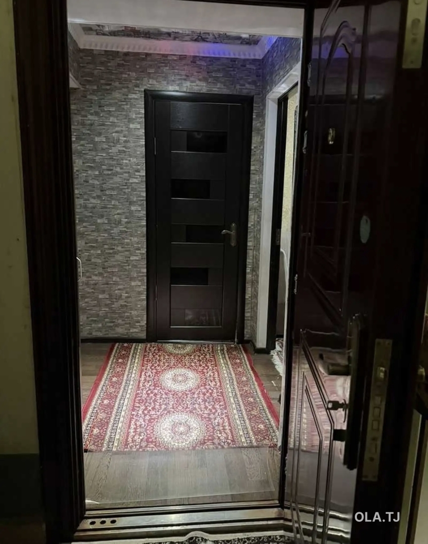 3 комнатная квартира, 2 этаж, 42 м²