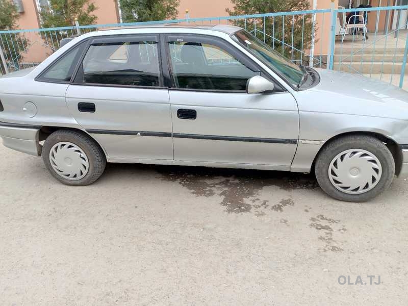 Opel Astra F,  1993