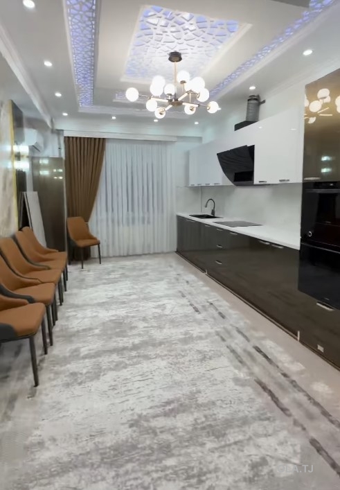 3 комнатная квартира, 11 этаж, 118 м²