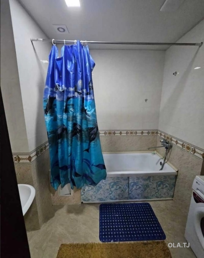 3 комнатная квартира, 2 этаж, 106 м²