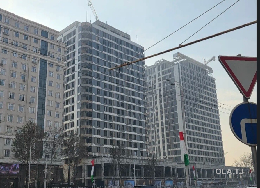 4 комнатная квартира, 14, 152 м²