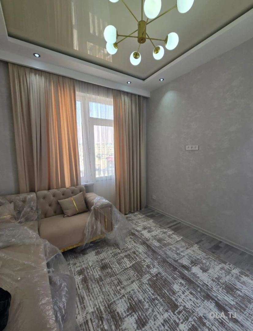 4 комнатная квартира, 6, 100 м²