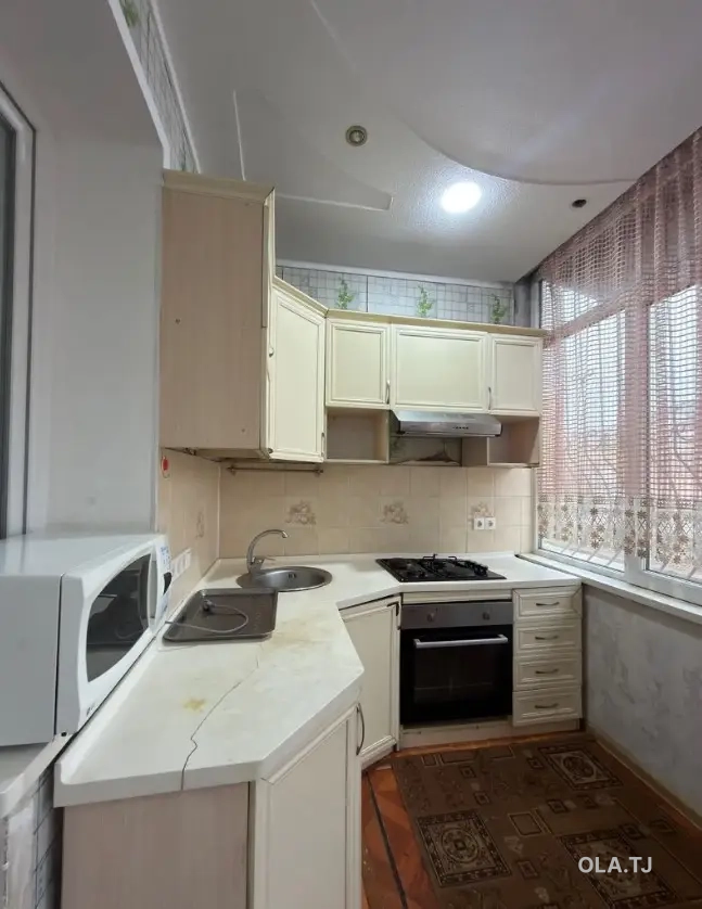 3 комнатная квартира, 1 этаж, 80 м²