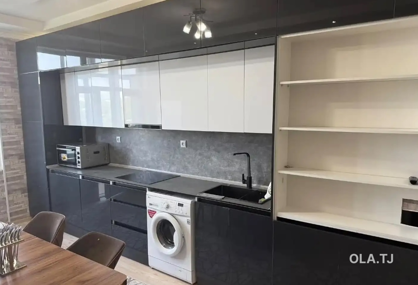 3 комнатная квартира, 6 этаж, 88 м²