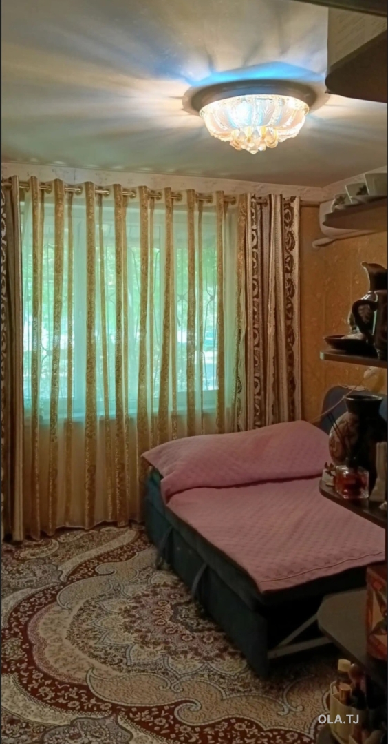 4 комнатная квартира, 1, 100 м²