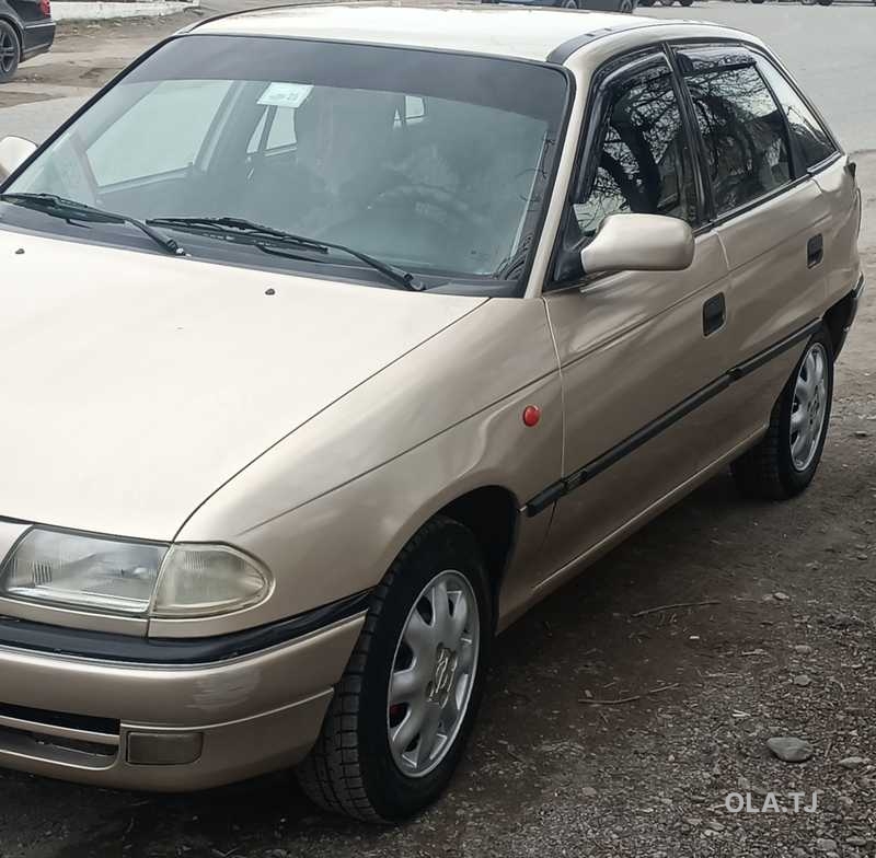 Opel Astra F,  1998
