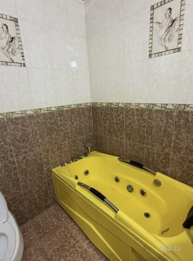 3 комнатная квартира, 10 этаж, 135 м²