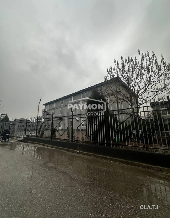 Помещение под свободное назначение, 1500м²