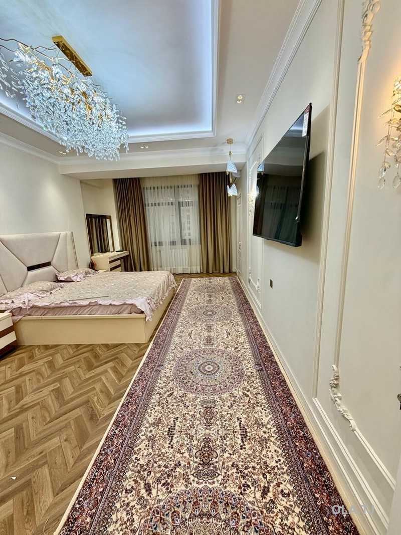 3 комнатная квартира, 5 этаж, 90 м²