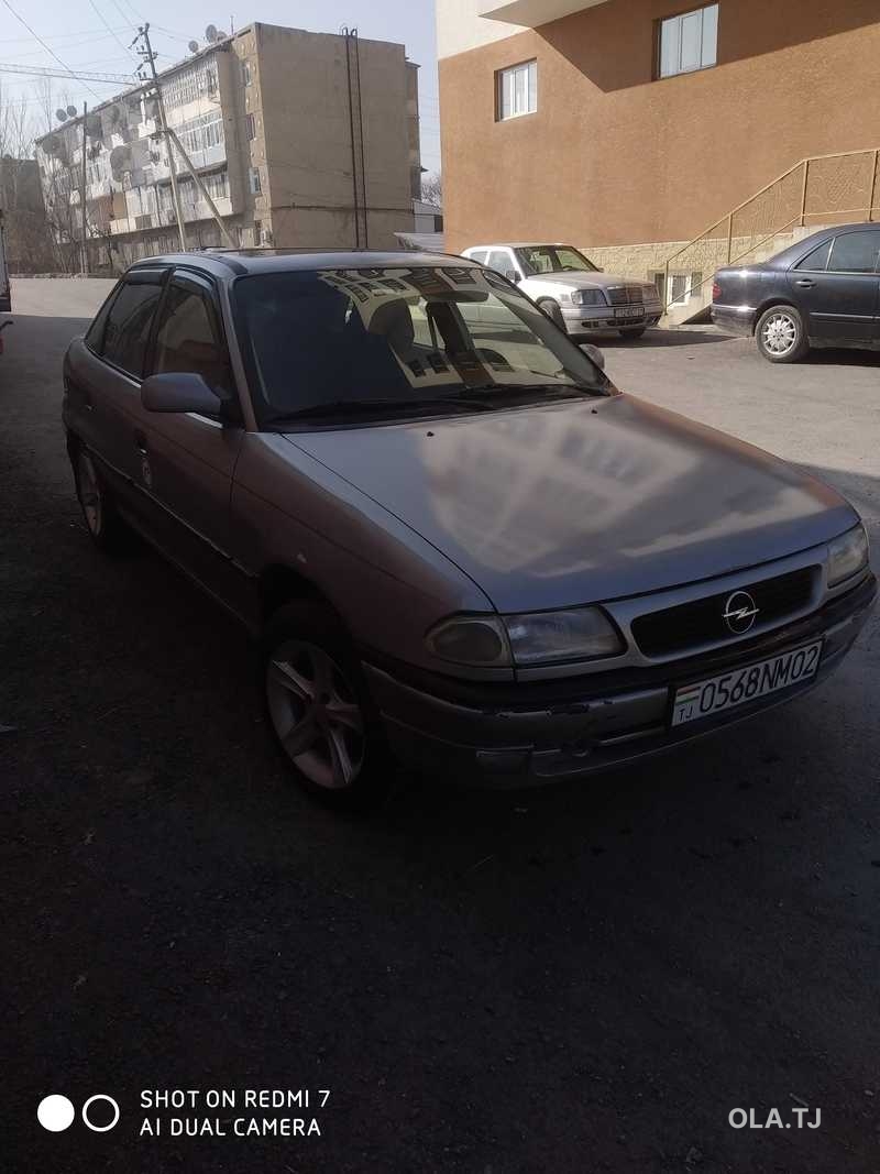 Opel Astra F,  1995