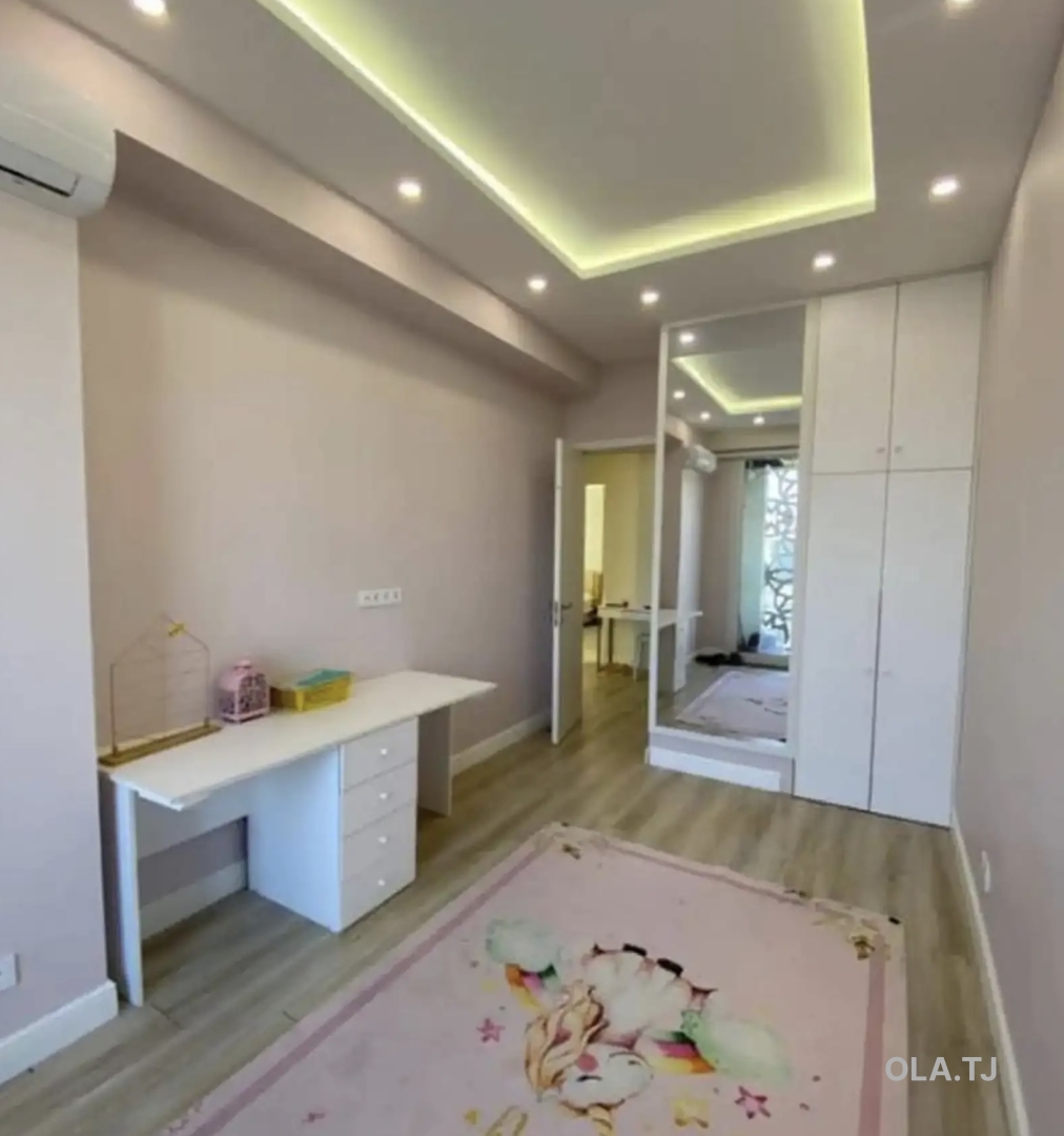 3 комнатная квартира, 14 этаж, 100 м²