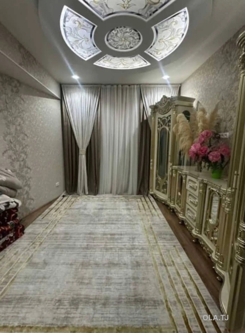 3 комнатная квартира, Цокольный этаж, 85 м²
