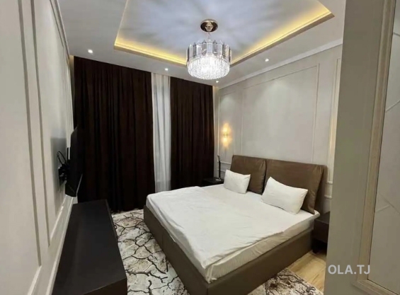 1 комнатная квартира, 10 этаж, 100 м²