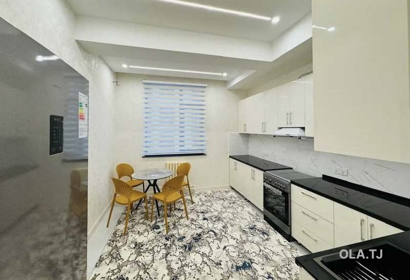 3 комнатная квартира, 4 этаж, 96 м²