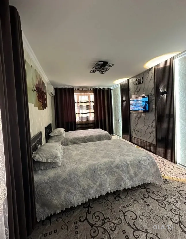 2 комнатная квартира,  этаж,