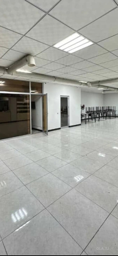Офис в аренду, В жилом доме, 170 м²