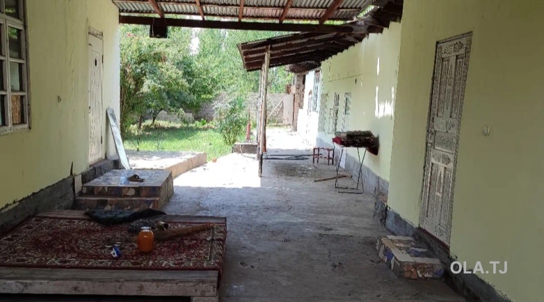 Комната в 2 комнатной квартире, 1/,