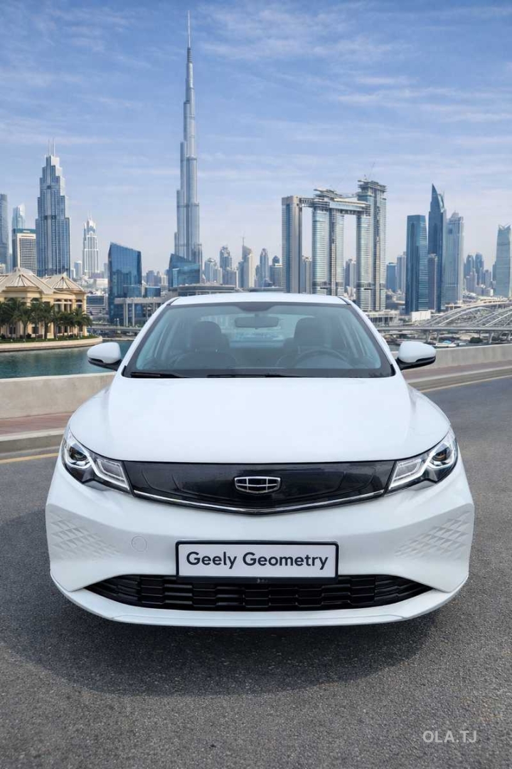 Geely Emgrand,  2025