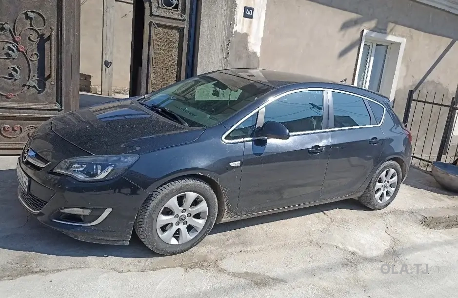 Opel Astra J,  2014