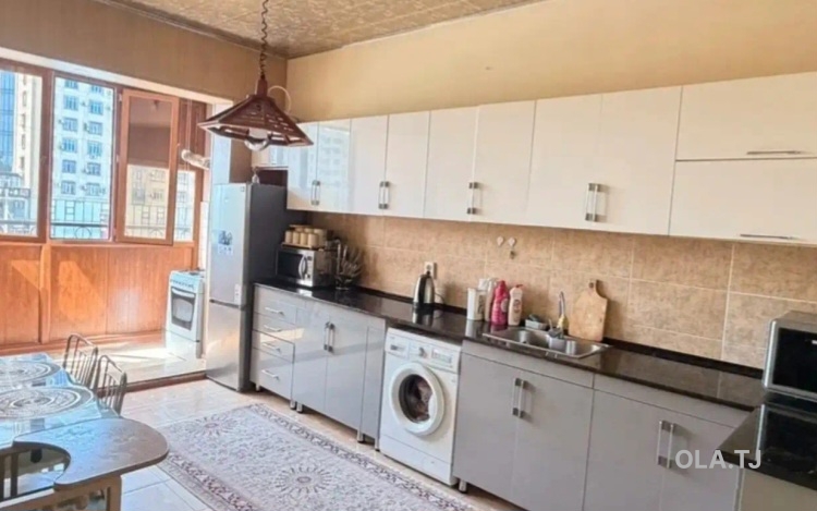 2 комнатная квартира, 4 этаж, 93 м²