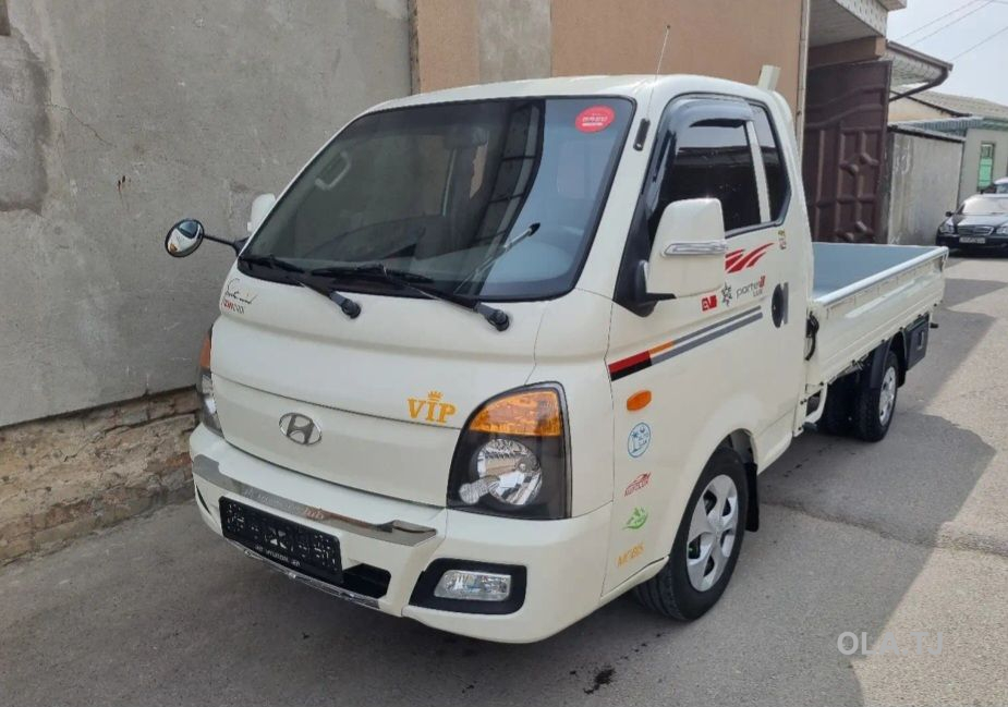 Бортовой автомобиль Hyundai Porter 2,2017