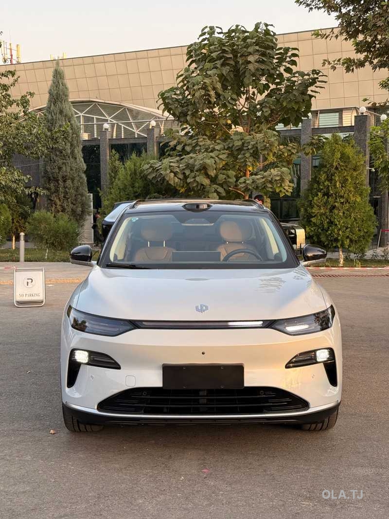 Leapmotor C11,  2026