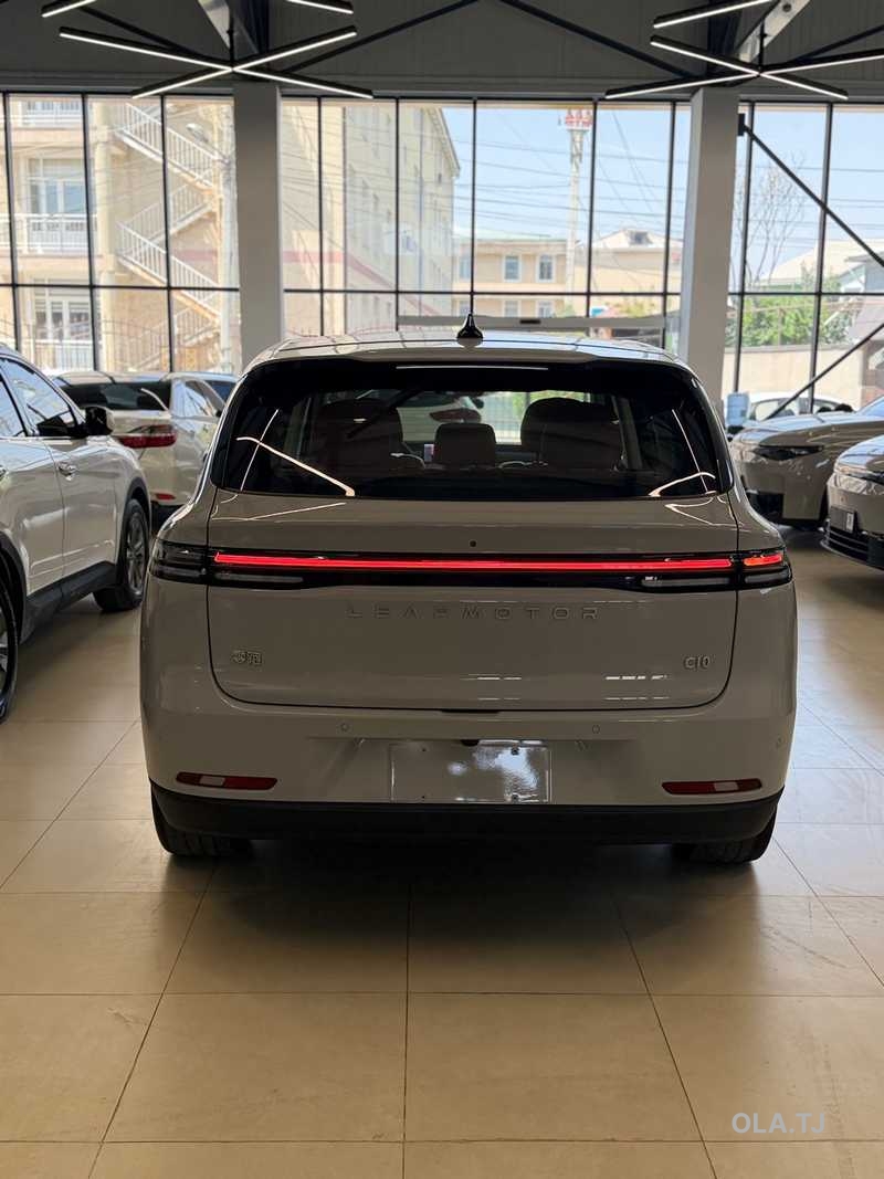 Leapmotor C10,  2025
