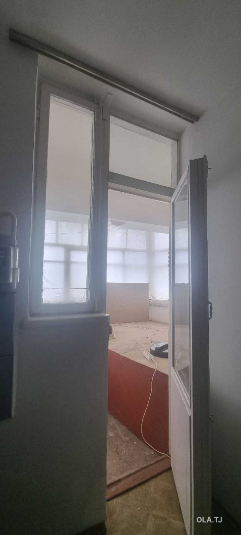 3 комнатная квартира, 4 этаж, 68 м²