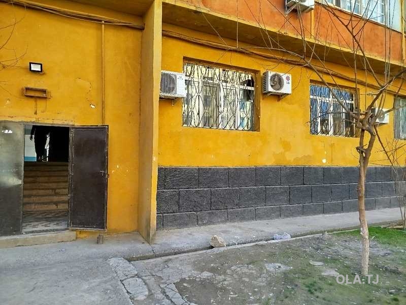 3 комнатная квартира, 1 этаж, 76 м²