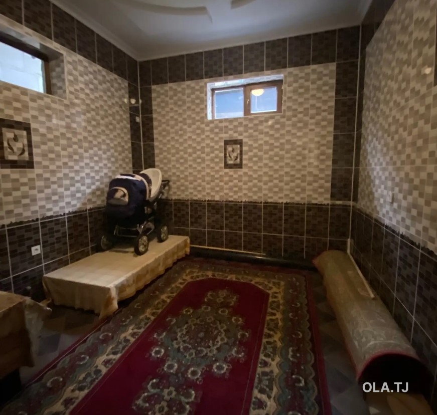 Дом (хавли), 8 комнат, 32 эт