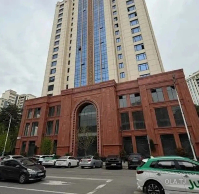 Офис в аренду, В жилом доме, 140 м²