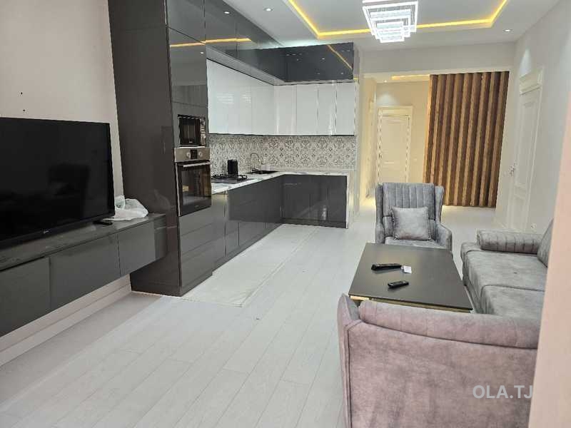 2 комнатная квартира, 9 этаж, 80 м²