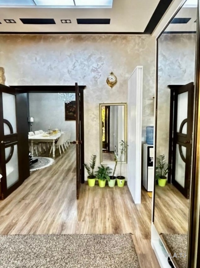 Дом (хавли), 8 комнат, 3 эт