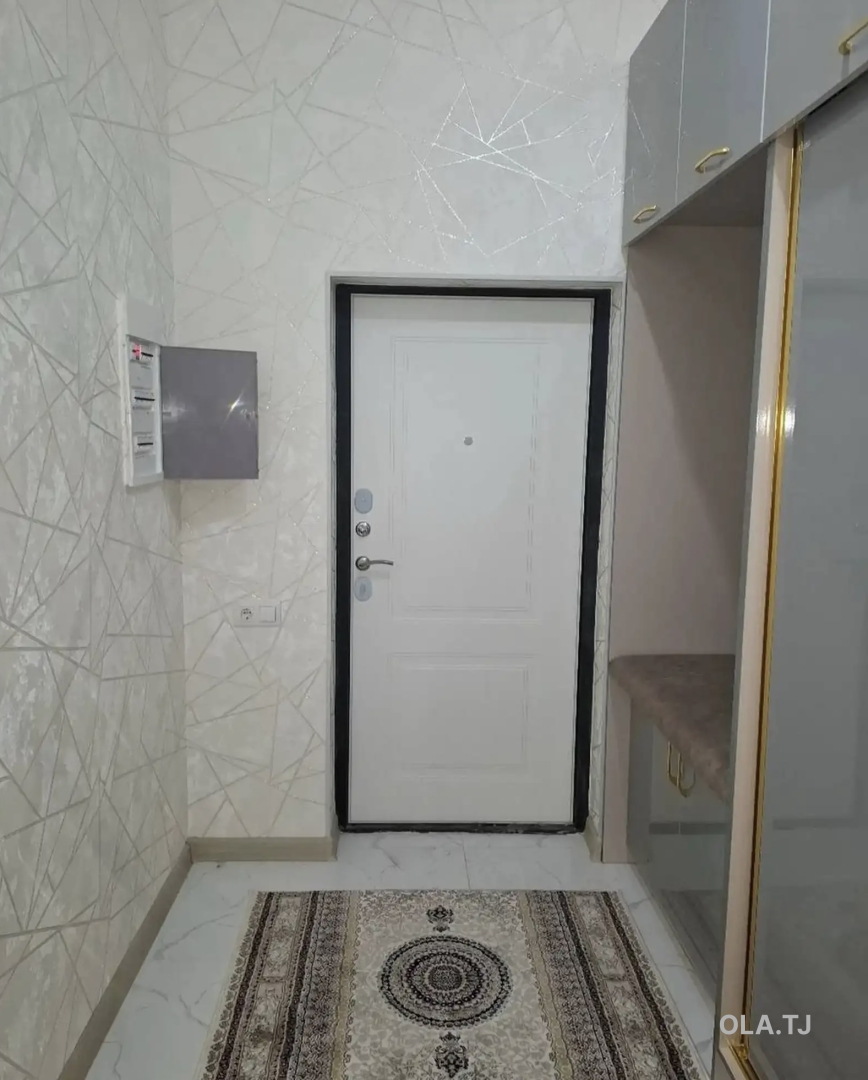 3 комнатная квартира, 16 этаж, 107 м²