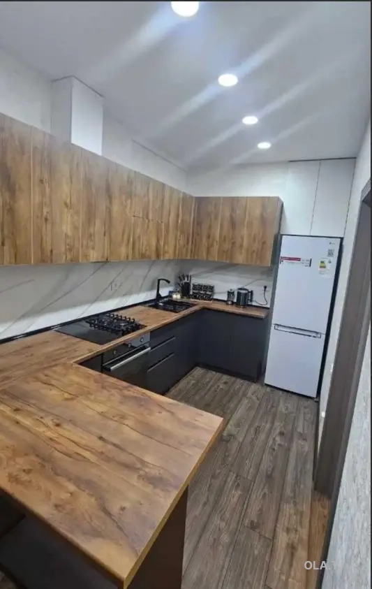 2 комнатная квартира, 7 этаж, 80 м²