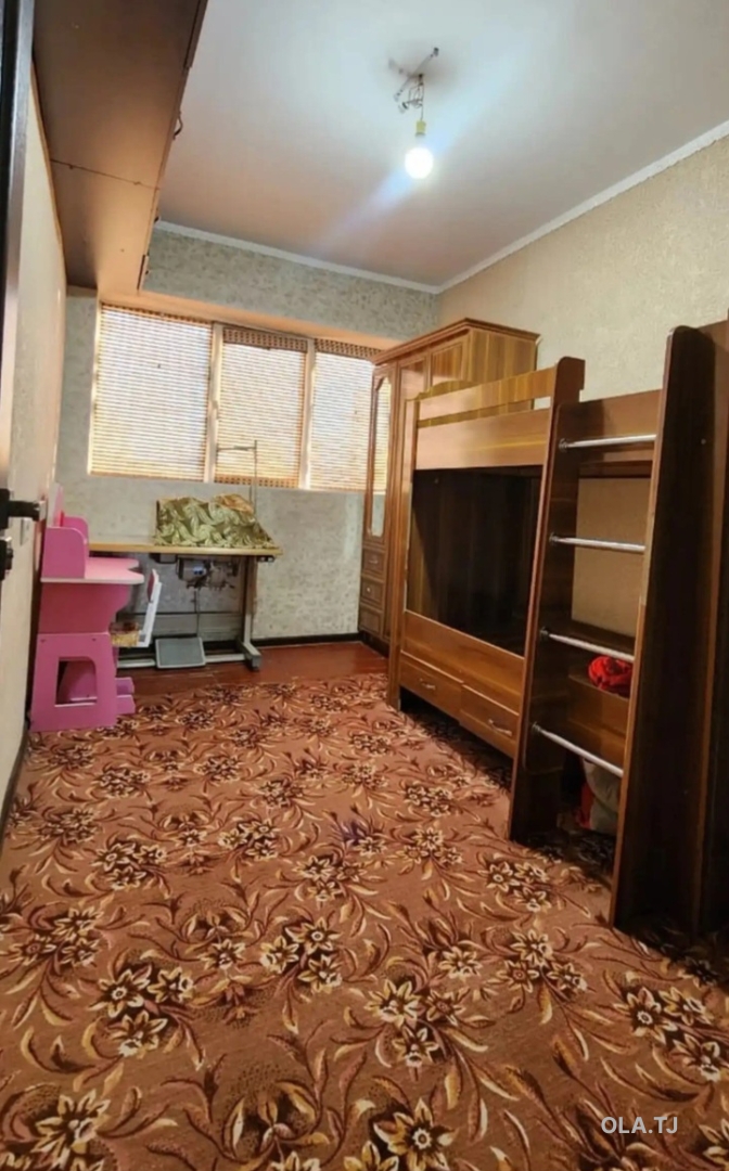 4 комнатная квартира, 5 этаж, 63 м²