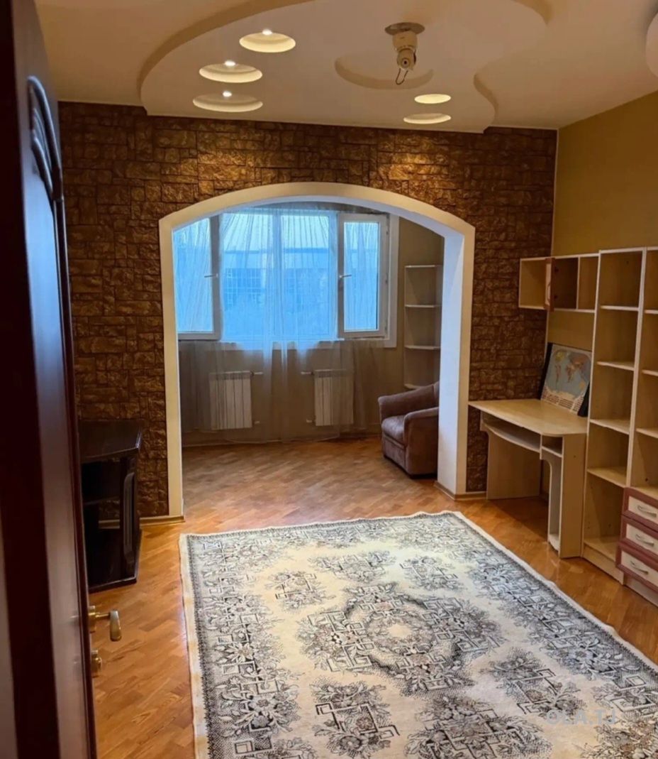 4 комнатная квартира, 3 этаж, 120 м²