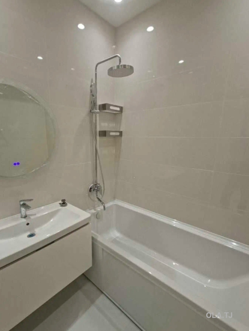 6 комнатная квартира, 8 этаж, 190 м²