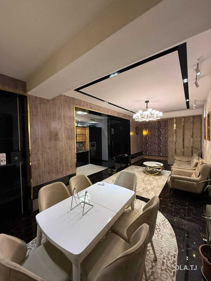 2 комнатная квартира, 12 этаж, 80 м²