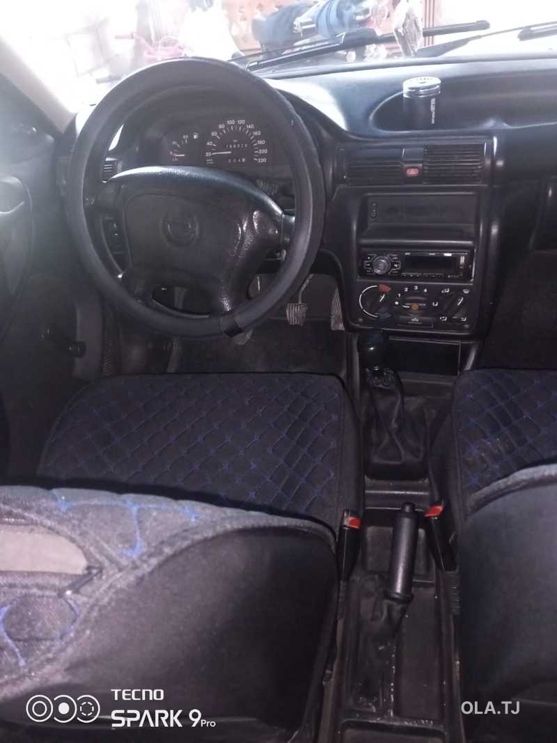 Opel Astra F,  1995