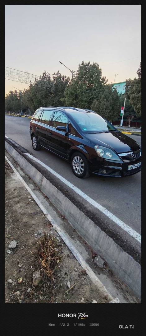 Opel Zafira,  2006