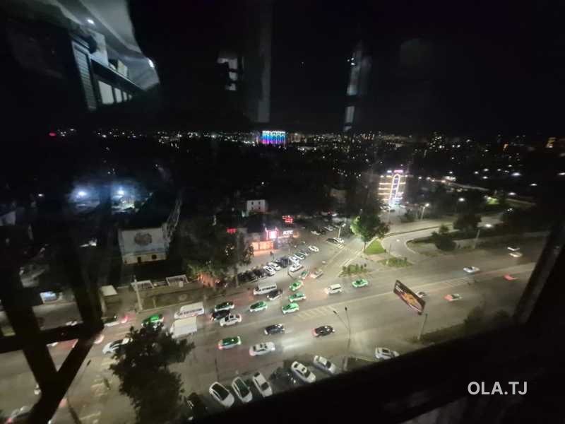 2 комнатная квартира, 12 этаж, 80 м²