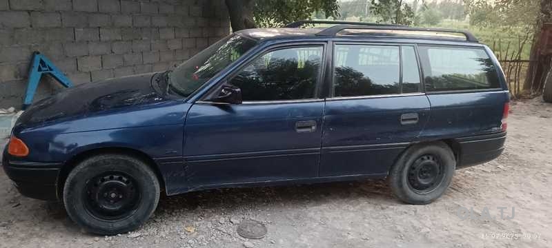 Opel Astra F,  1992