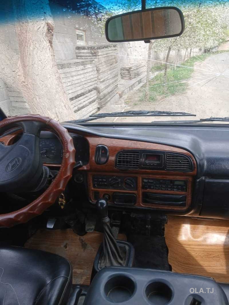 Бортовой автомобиль Porter 2001