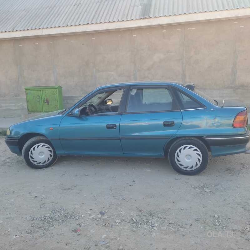 Opel Astra F,  1993