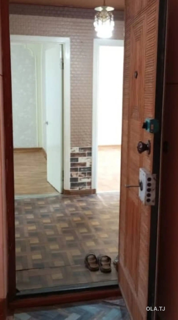 3 комнатная квартира, 3 этаж, 80 м²